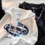 Cosy Y2K Zip Up Embroidered Hoodie – Vintage Streetwear Style